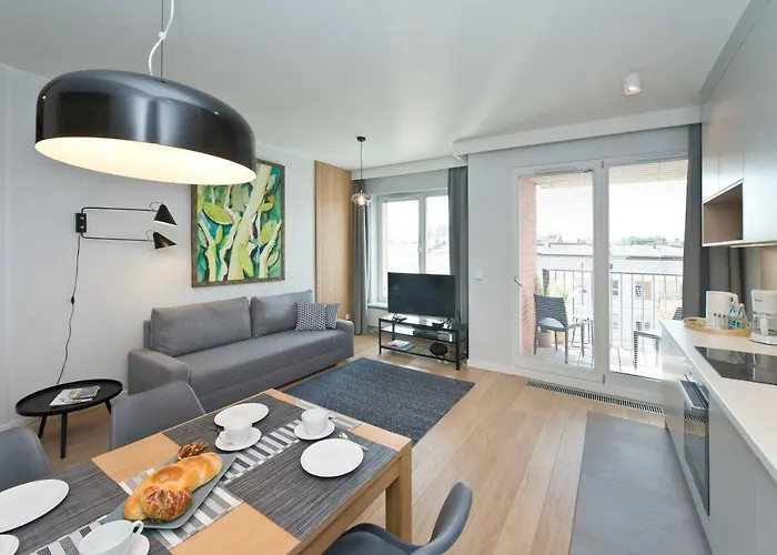 Chic Designer Apartment With Original Art And Old Town View