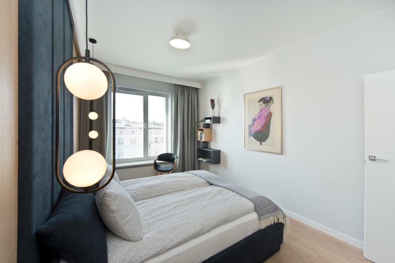 Apartment Chic Designer With Original Art And Old Town View Gdansk
